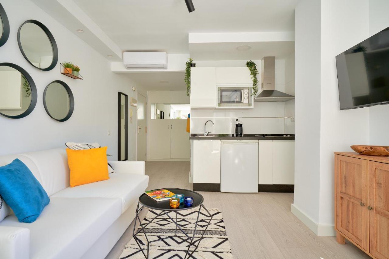 Suite Roca Chica Torremolinos Exterior foto